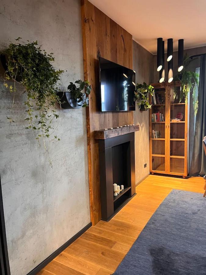 شقة Lake Park Apartament With Free Parking Airport Netflix وارسو المظهر الخارجي الصورة